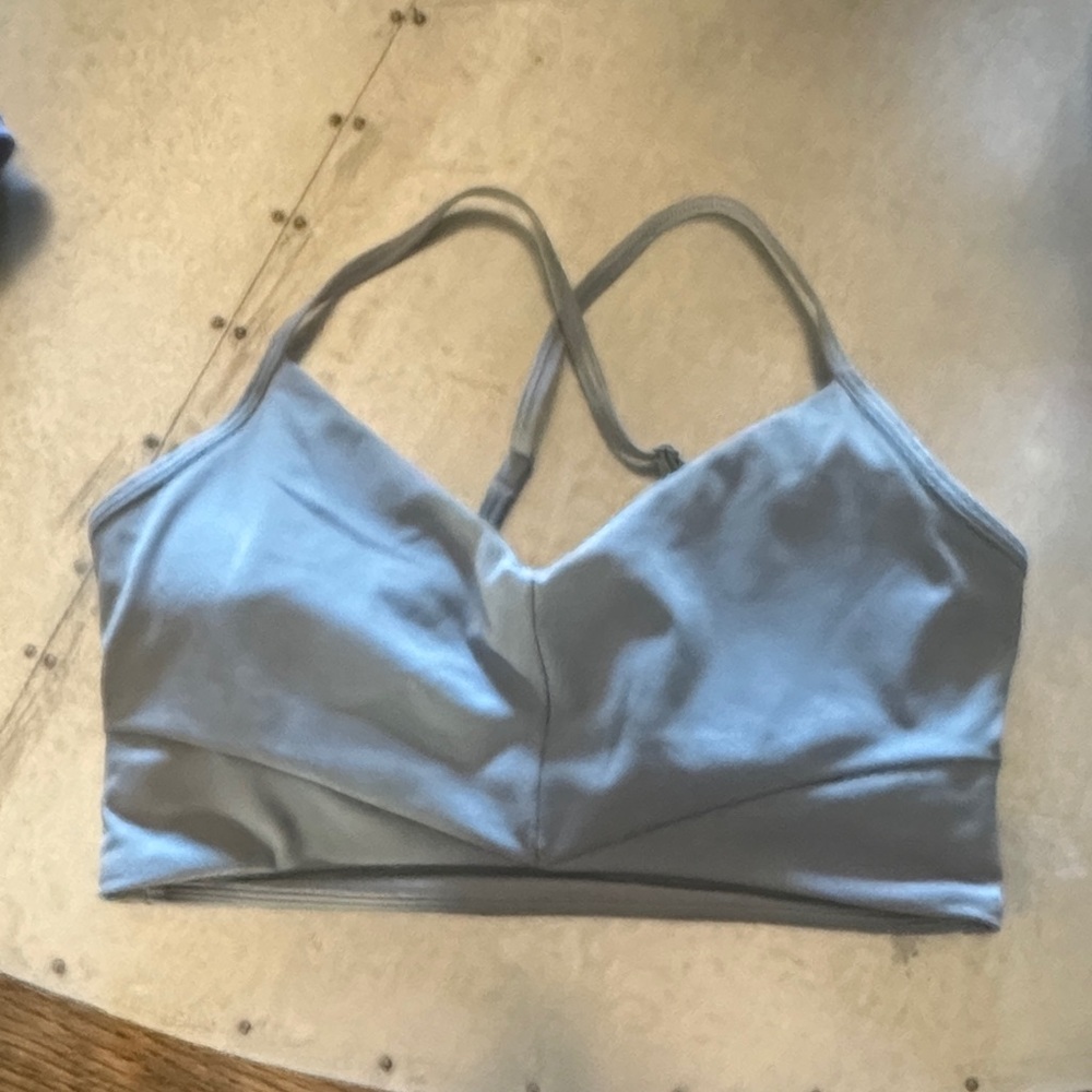 Vuori sports bra, dusty blue, S